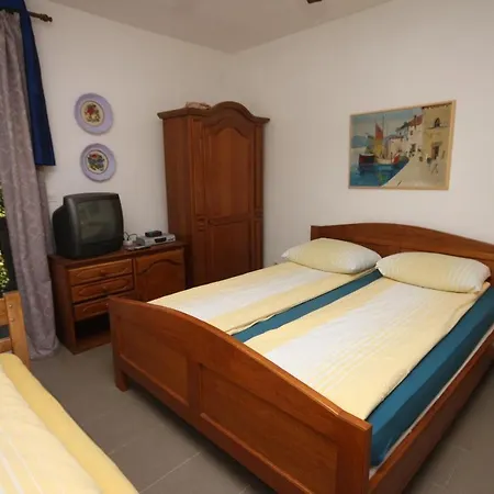 Apartment Studio 6228b